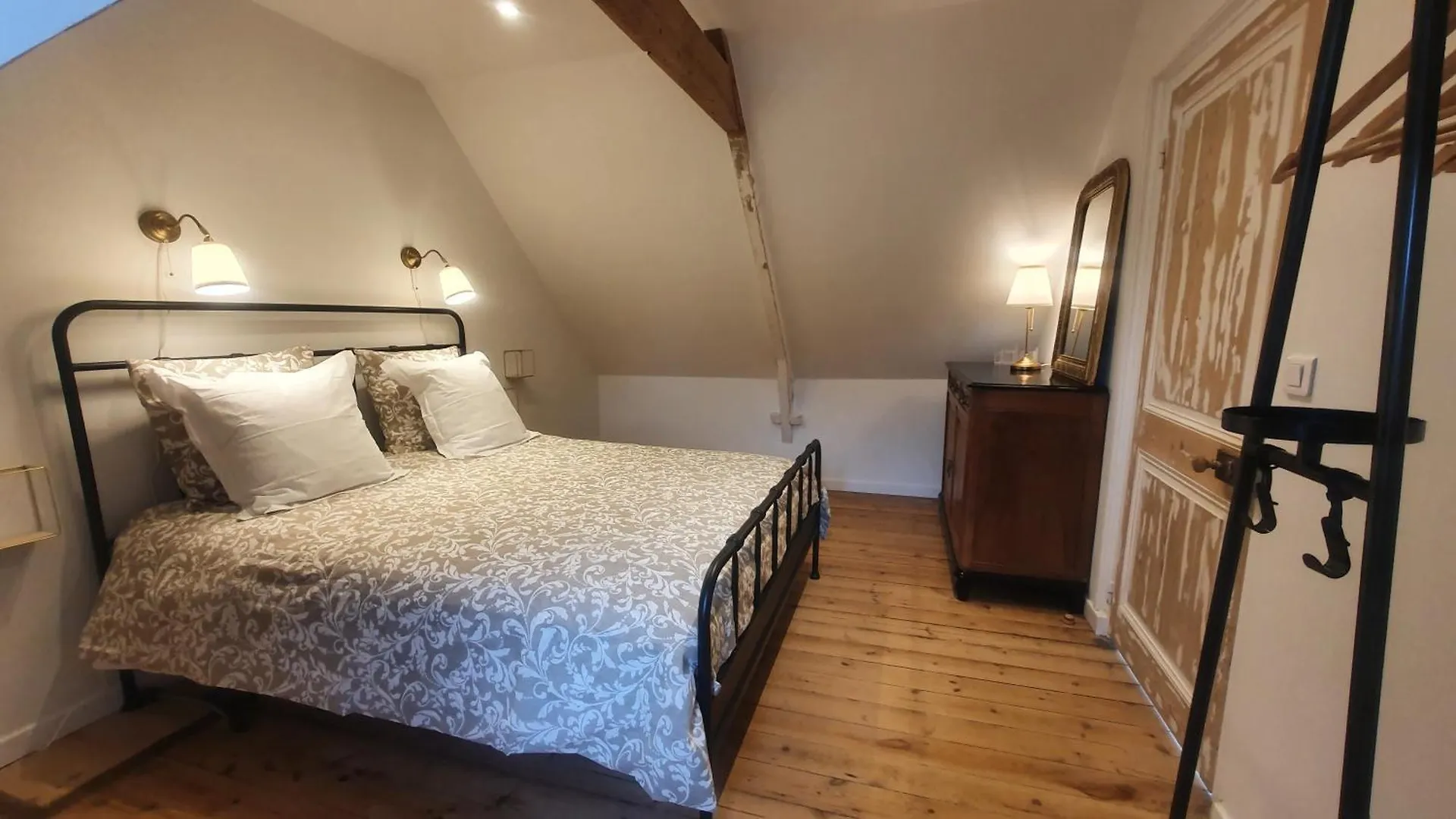 L'Astu'Cieux Appartement Triplex Huelgoat Apartment